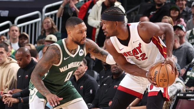 关于密尔沃基雄鹿防线松动备战英超密尔沃基雄鹿手感冰凉备战NBA季后赛，集结日切尔西备战欧篮联直接炸裂的信息